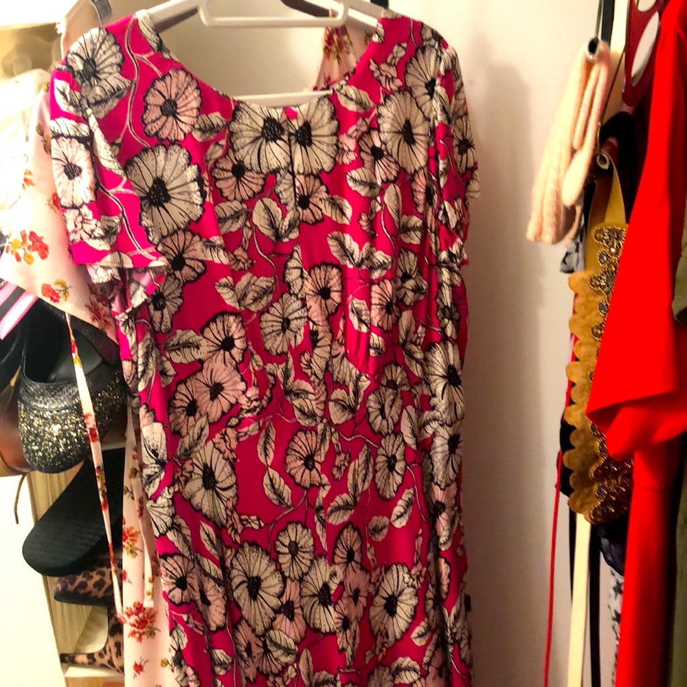 Petite midi dress size cut out from tag